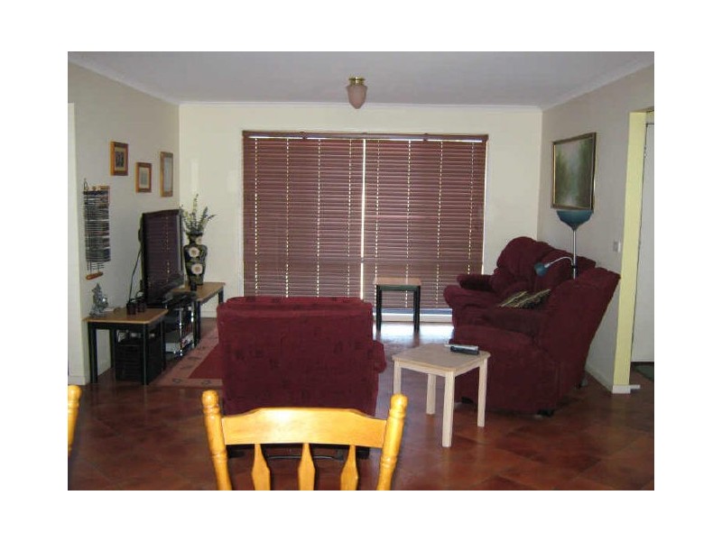 37-45 Wyndham Street, Stratford VIC 3862