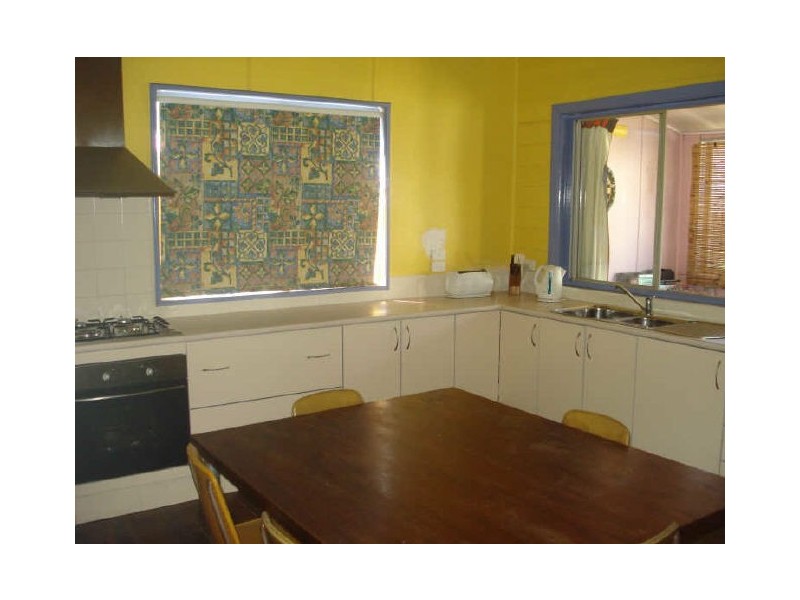 2 Vaughan Street, Stratford VIC 3862