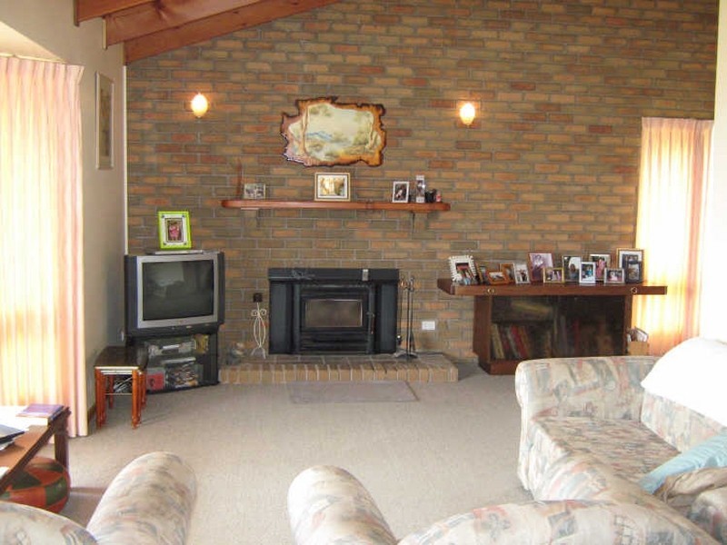 151 Newton Drive, Stratford VIC 3862