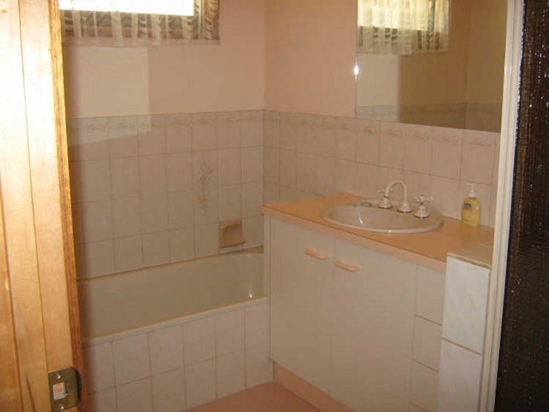 151 Newton Drive, Stratford VIC 3862