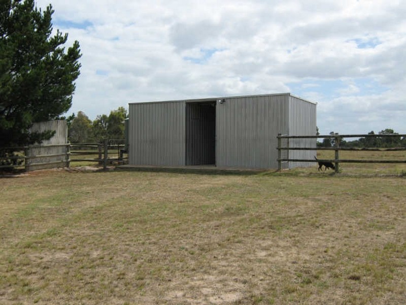 151 Newton Drive, Stratford VIC 3862