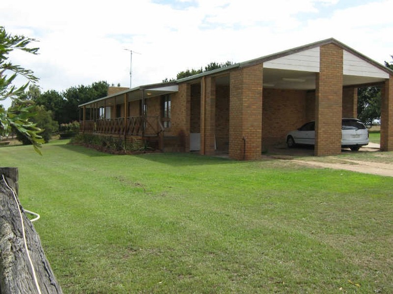 151 Newton Drive, Stratford VIC 3862