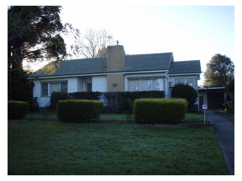 12 Elgin Street, Sale VIC 3850