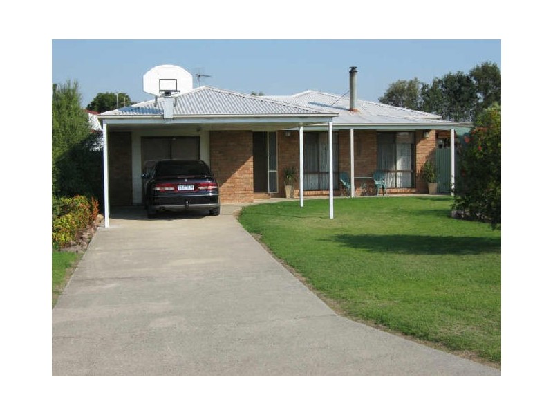 56 Fitzroy Street, Stratford VIC 3862