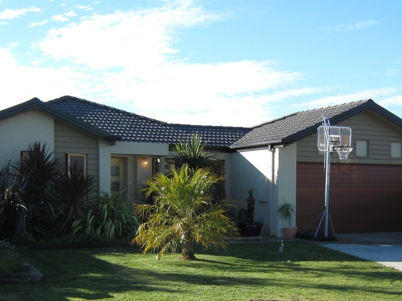 34 Krista Court, Sale VIC 3850