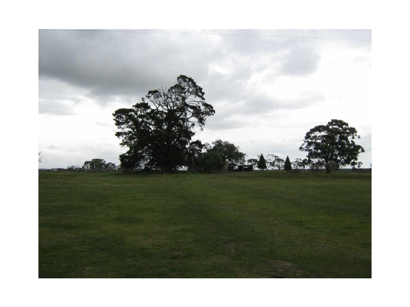 Giffard Road, Stradbroke VIC 3851