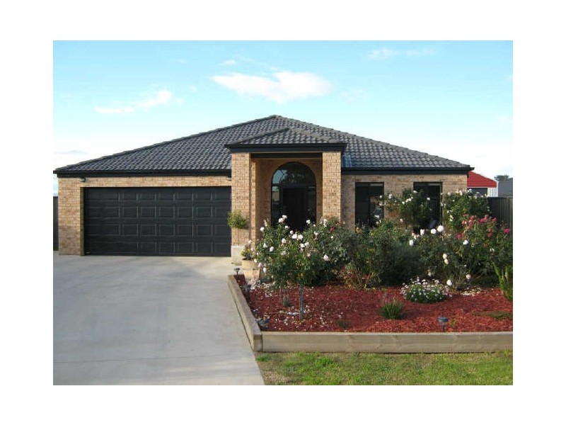 32 Krista Court, Sale VIC 3850