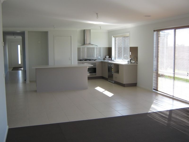 3 Melannie Court, Sale VIC 3850
