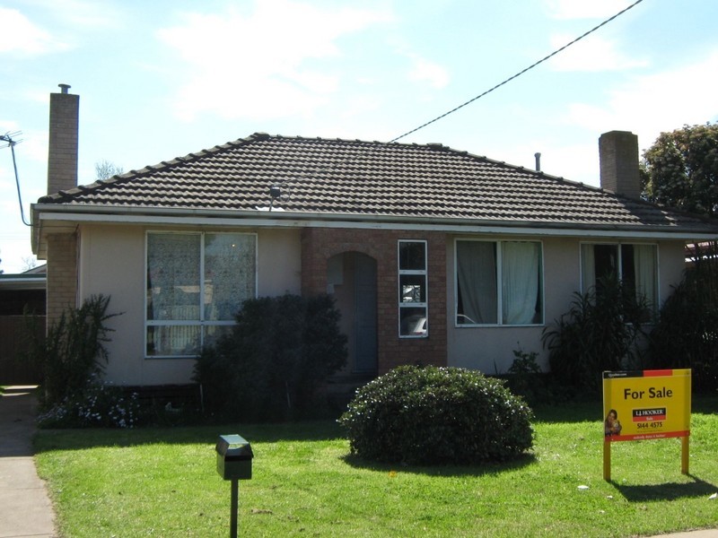 3 Hagenauer Street, Sale VIC 3850