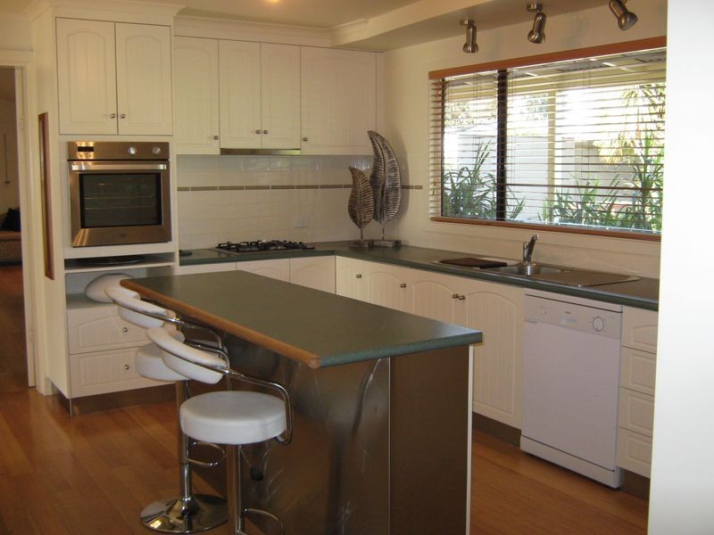 32 Chinamans Lane, Sale VIC 3850