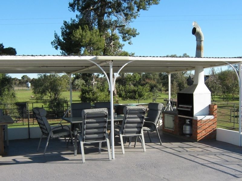 1276 Maffra Briagolong Road, Bushy Park VIC 3860