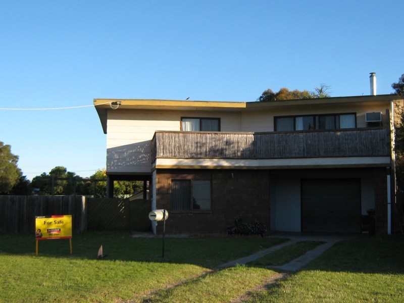 32 Fitzroy Street, Stratford VIC 3862