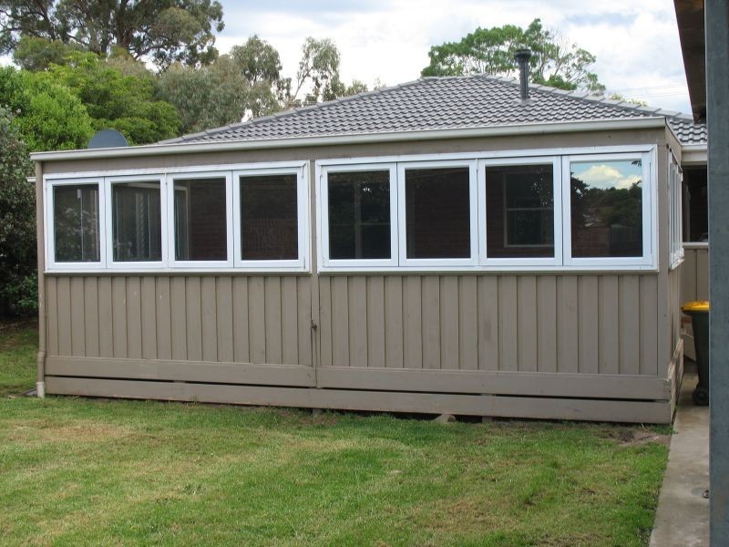 13 Treloar Street, Sale VIC 3850