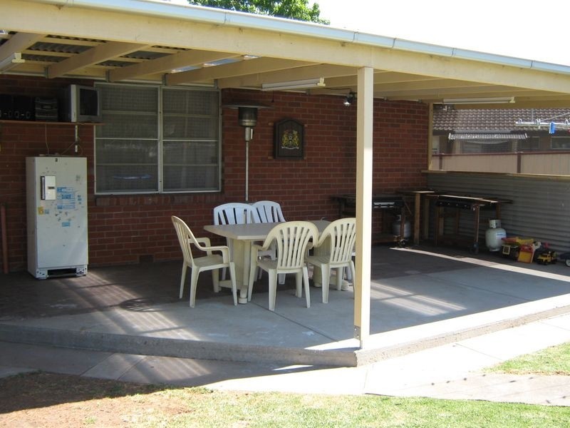 23 Treloar Street, Sale VIC 3850