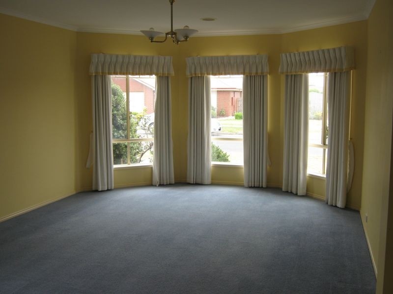 16 Ibis Avenue, Sale VIC 3850