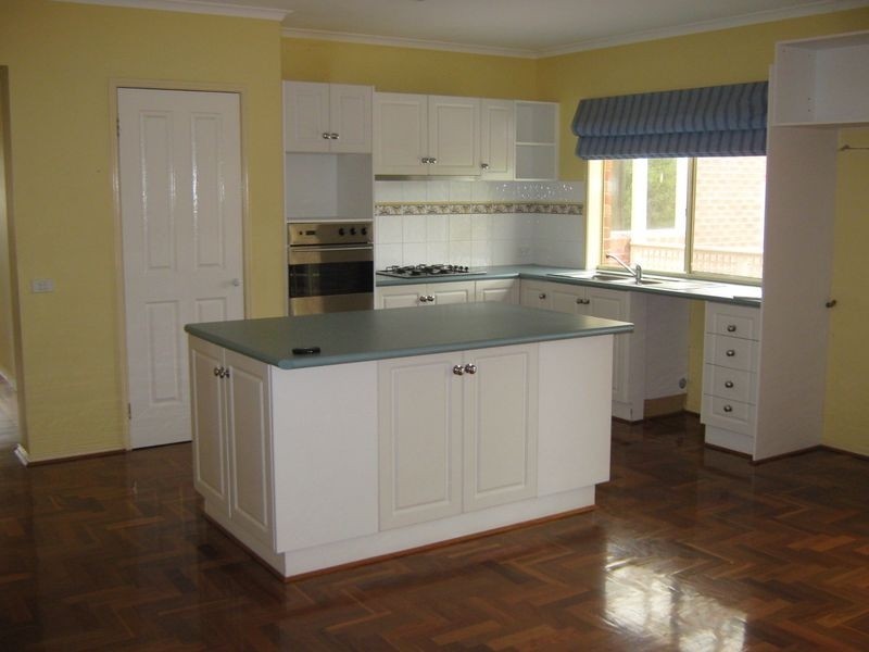 16 Ibis Avenue, Sale VIC 3850