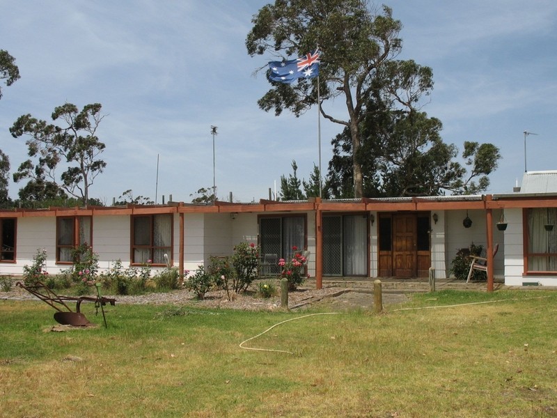 120 Cochranes Road, Seaspray VIC 3851