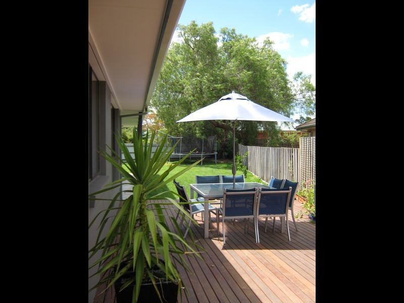 2 Cranswick Crescent, Sale VIC 3850