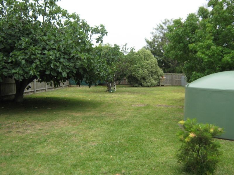 21 Dawson Street, Stratford VIC 3862