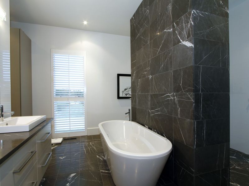 2 Lacey Street, Sale VIC 3850