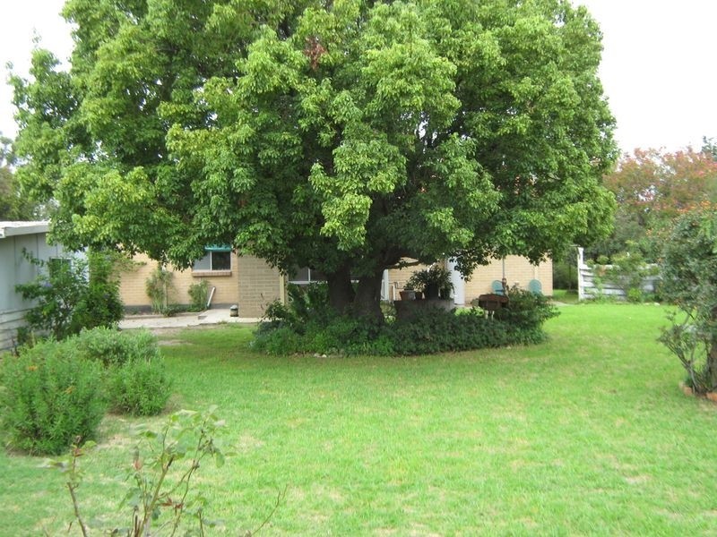 15 Raymond Street, Stratford VIC 3862