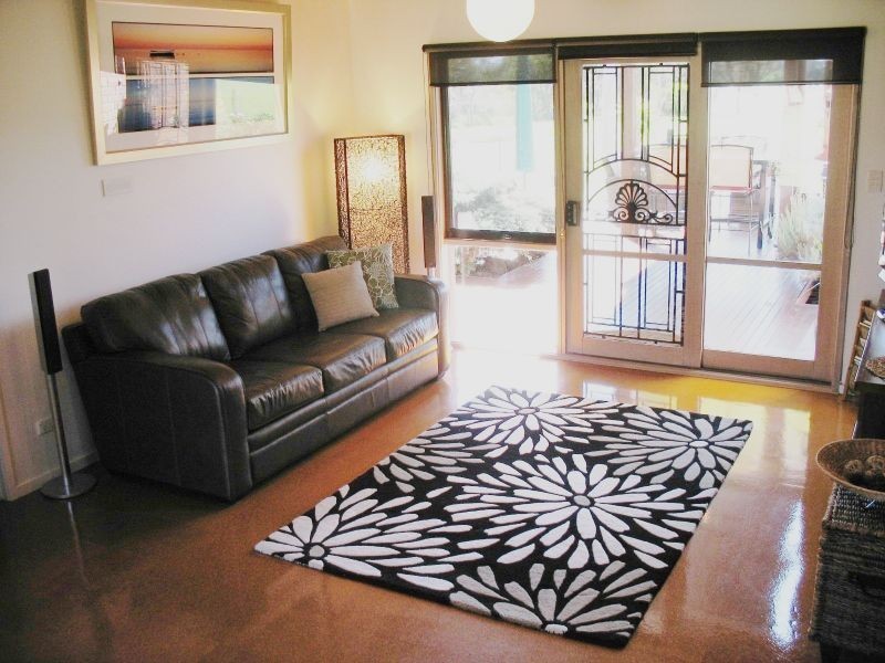 28 Harpley Court, Longford VIC 3851