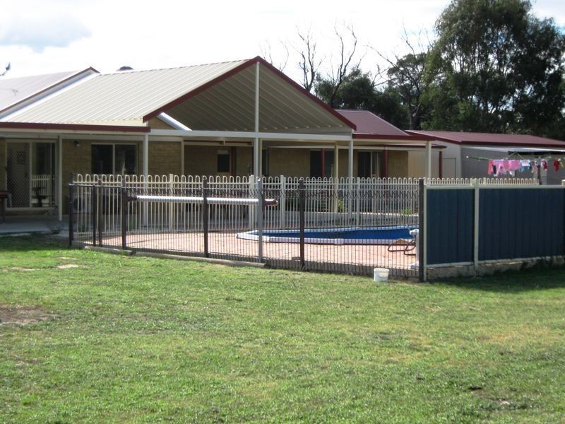 36 Carter Street, Stratford VIC 3862