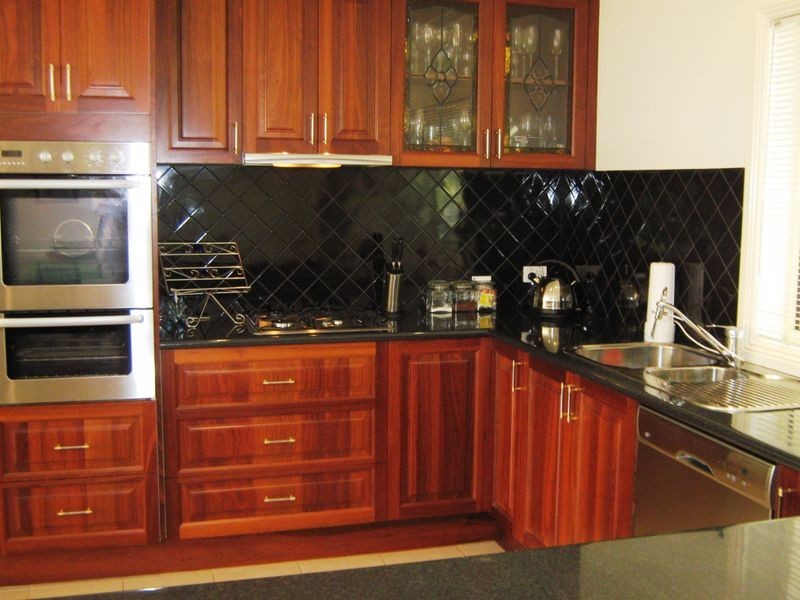 36 Carter Street, Stratford VIC 3862