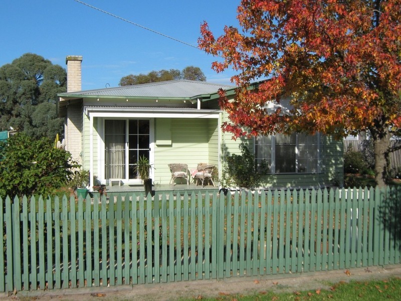 34 Blackburn Street, Stratford VIC 3862