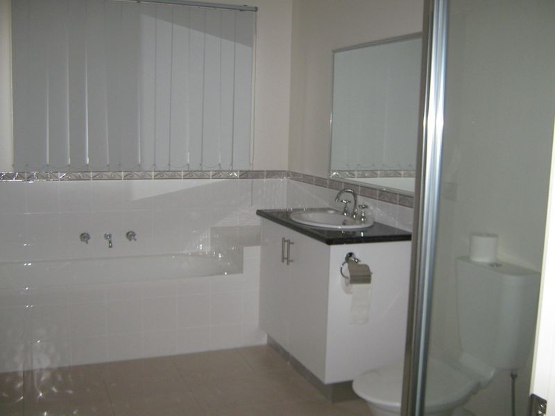 2, 84-86 Fitzroy Street Sale, Sale VIC 3850