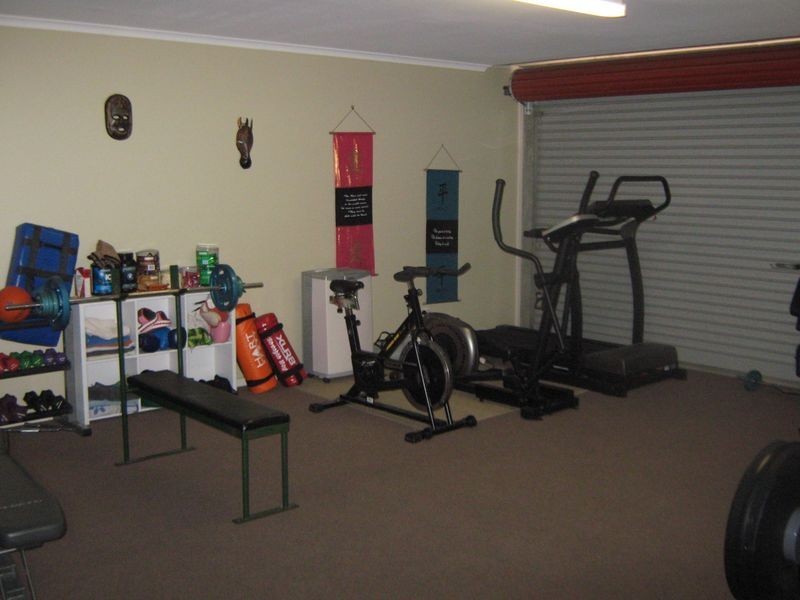 6 Krista Court, Sale VIC 3850