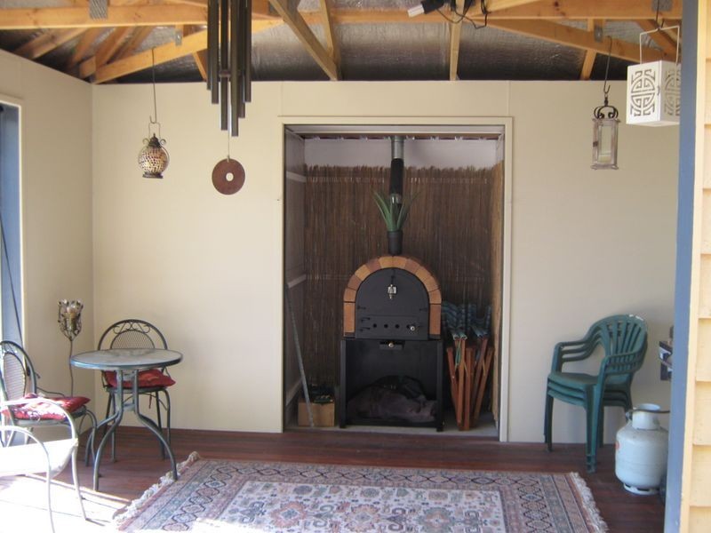 6 Krista Court, Sale VIC 3850