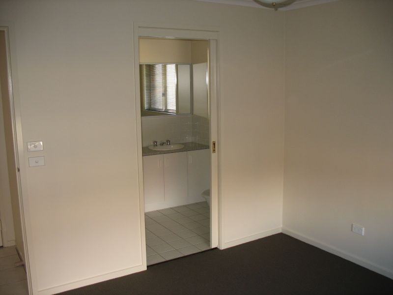 27 Cranswick Crescent, Sale VIC 3850