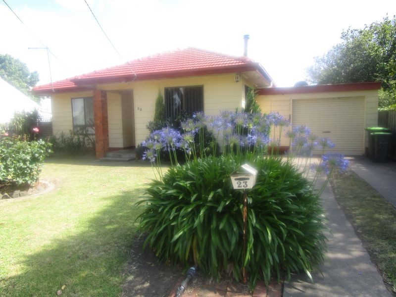 23 Jones Street, Stratford VIC 3862