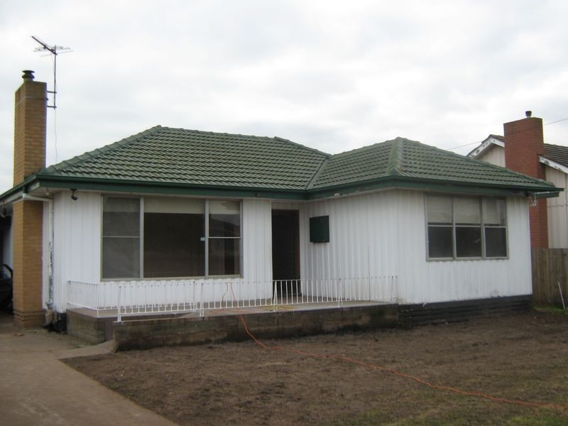 29 Overend Crescent, Sale VIC 3850