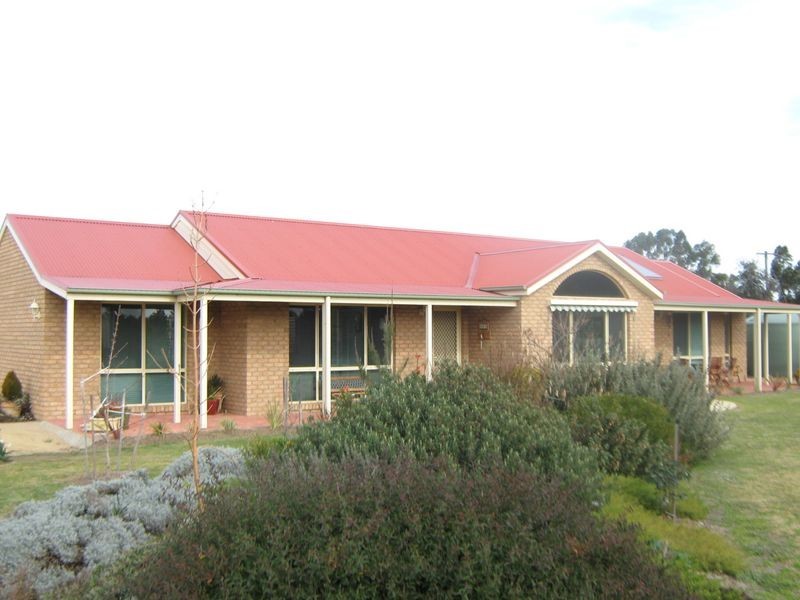 8 Galway Drive, Stratford VIC 3862