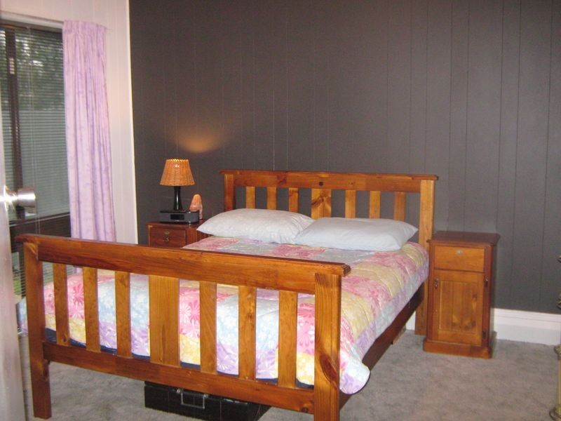 18 Mcfarlane Street, Stratford VIC 3862