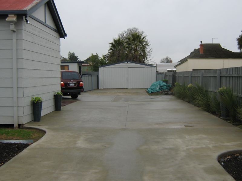 18 Mcfarlane Street, Stratford VIC 3862