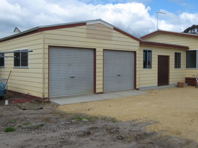 14 Arden Street, Longford VIC 3851
