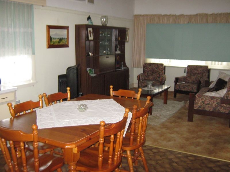 1 Trood Street, Seaspray VIC 3851