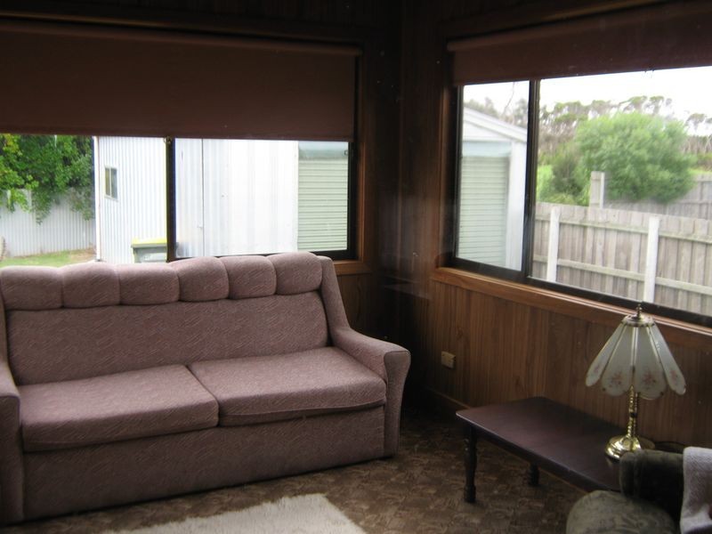 1 Trood Street, Seaspray VIC 3851