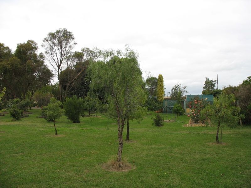 52 Slavins Lane, Stratford VIC 3862