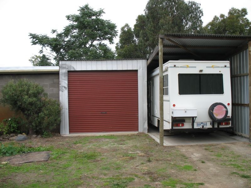 52 Slavins Lane, Stratford VIC 3862