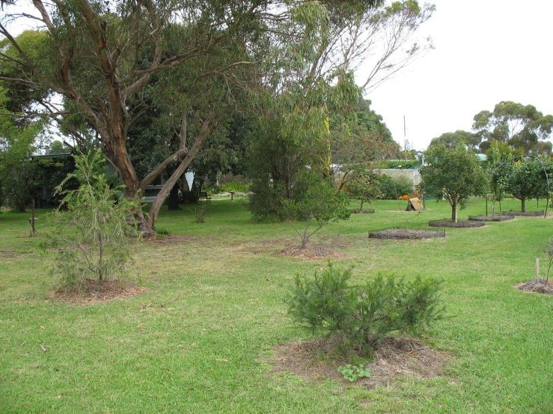 52 Slavins Lane, Stratford VIC 3862