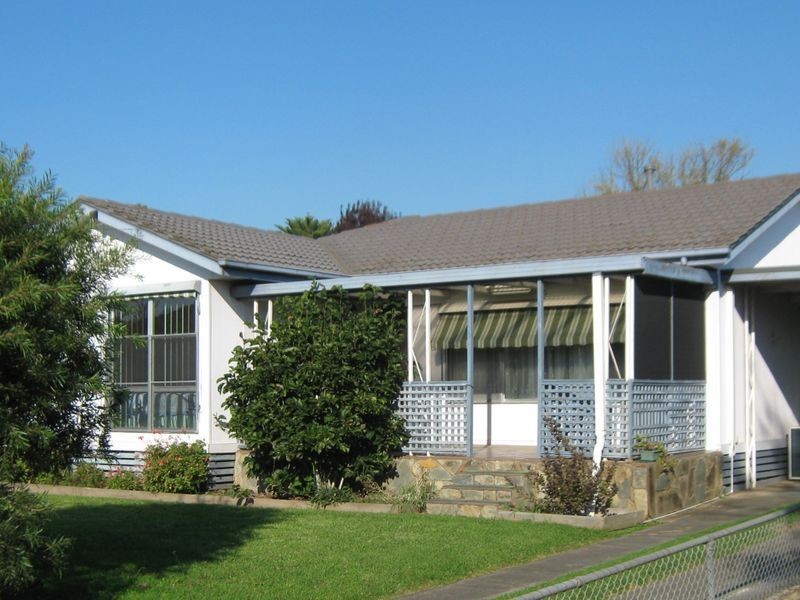 16 Elston Court, Sale VIC 3850