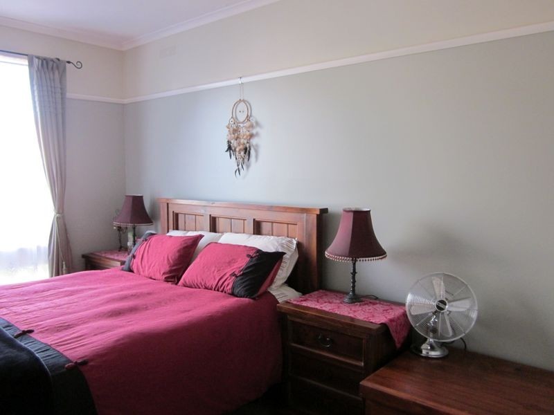 16 Alameda Drive, Sale VIC 3850