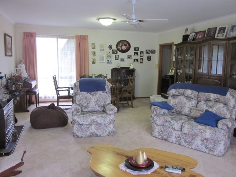 18 Jones Street, Stratford VIC 3862
