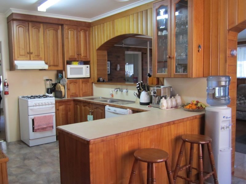 12 Ray Street, Sale VIC 3850
