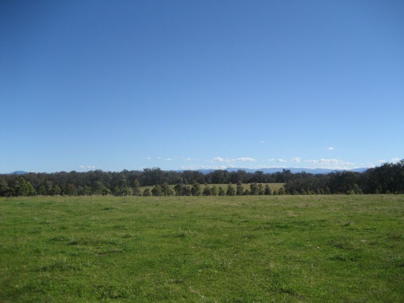 CNR Duggans Lane & Boundary Road, Stratford VIC 3862