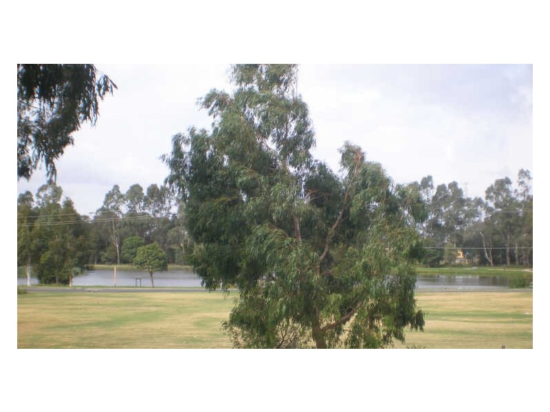 7/14 Willow Court, Sale VIC 3850